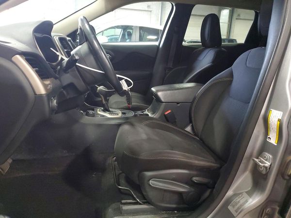 2015 JEEP CHEROKEE LATITUDE 4X4