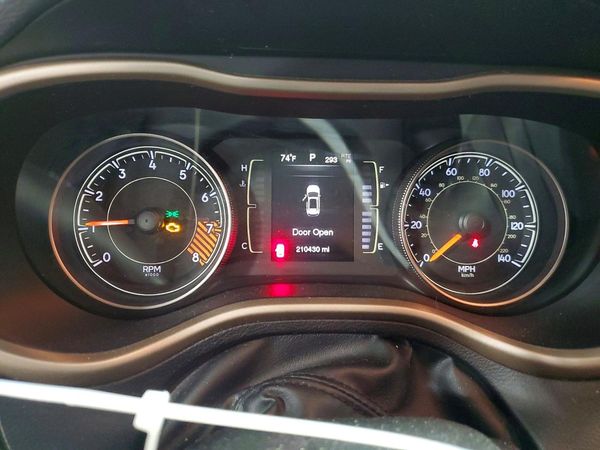 2015 JEEP CHEROKEE LATITUDE 4X4
