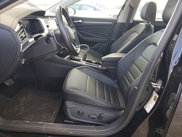 2024 VOLKSWAGEN JETTA SE, SE (AQ301 Trans)