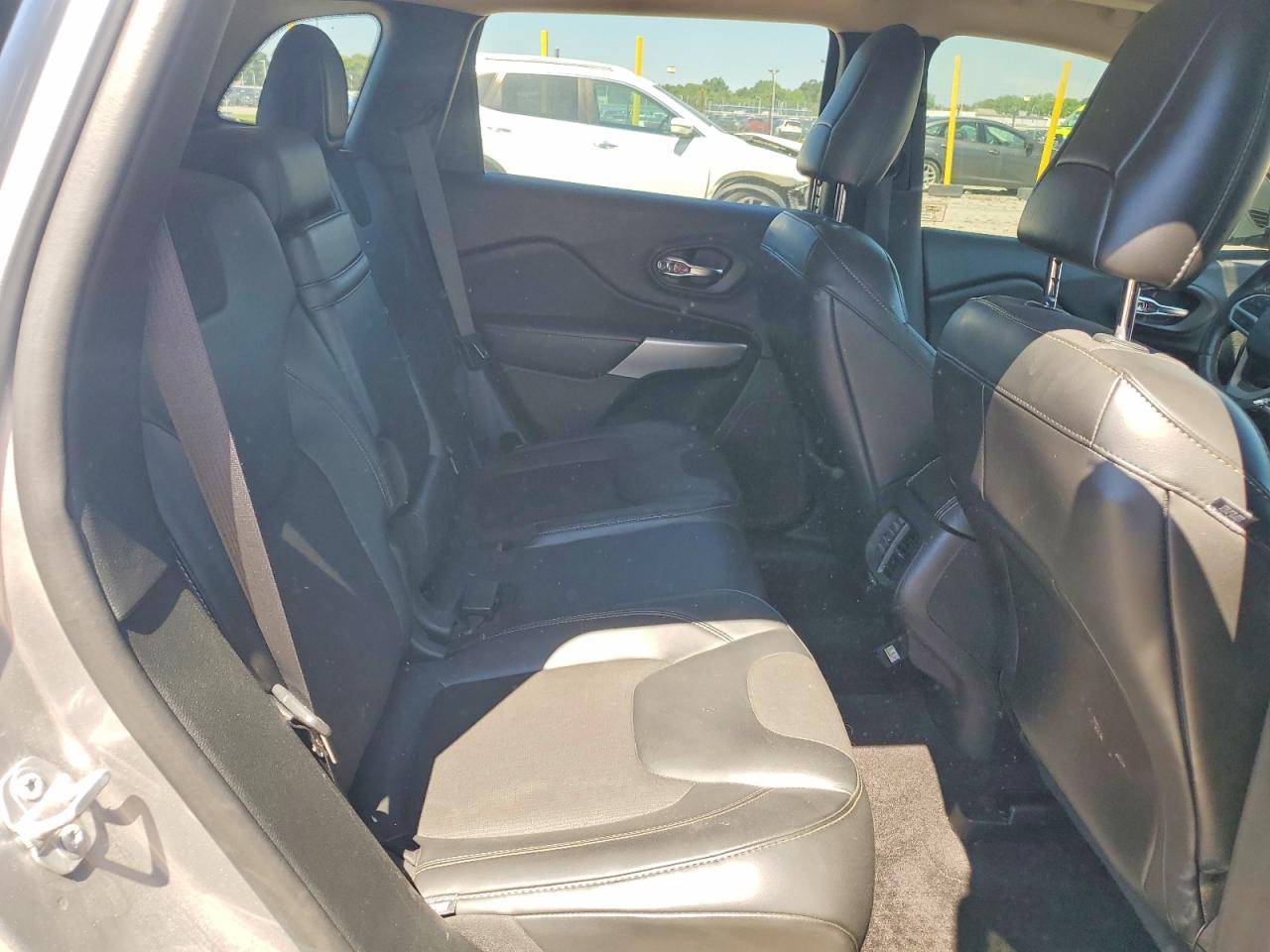 2018 JEEP CHEROKEE LATITUDE PLUS 4X4