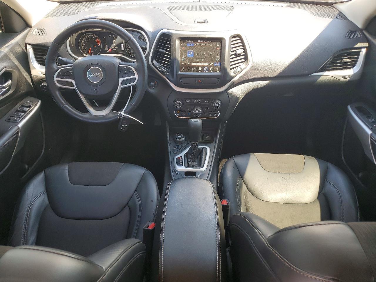 2018 JEEP CHEROKEE LATITUDE PLUS 4X4