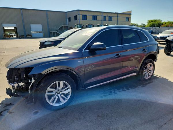 2022 AUDI Q5