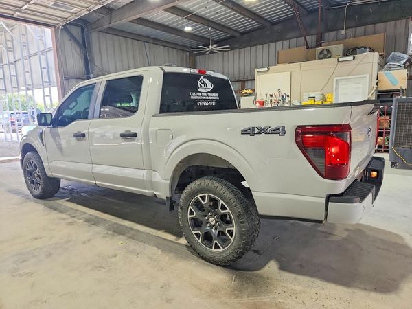 2024 FORD F150