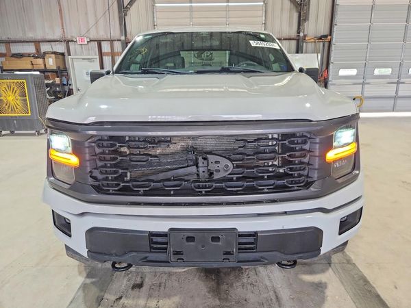 2024 FORD F150