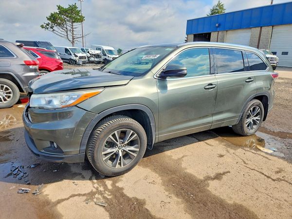 2016 TOYOTA HIGHLANDER