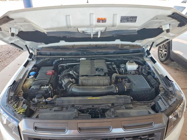 2025 NISSAN FRONTIER