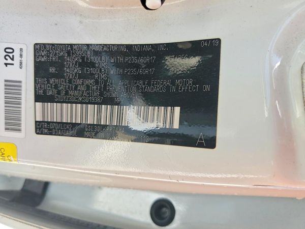2019 TOYOTA SIENNA