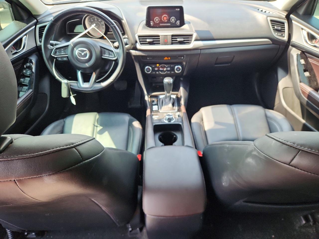 2018 MAZDA 3 Touring