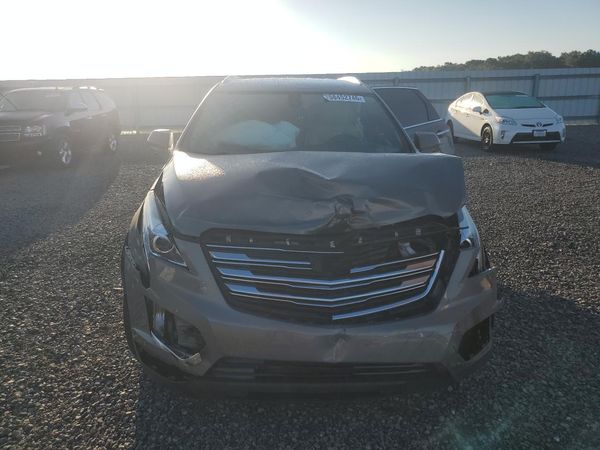 2017 CADILLAC XT5 Base
