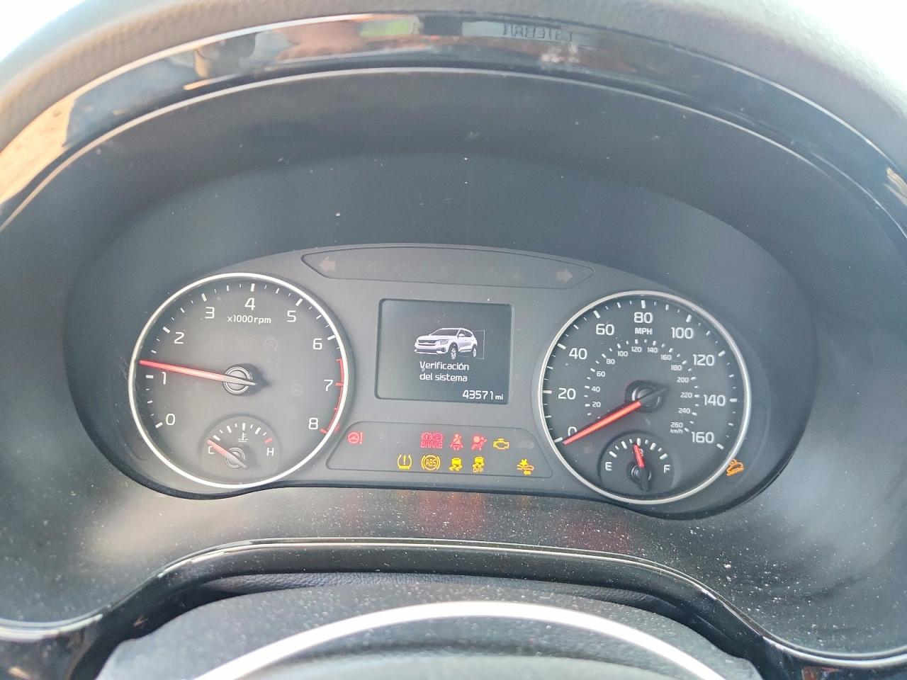 2021 KIA SELTOS EX