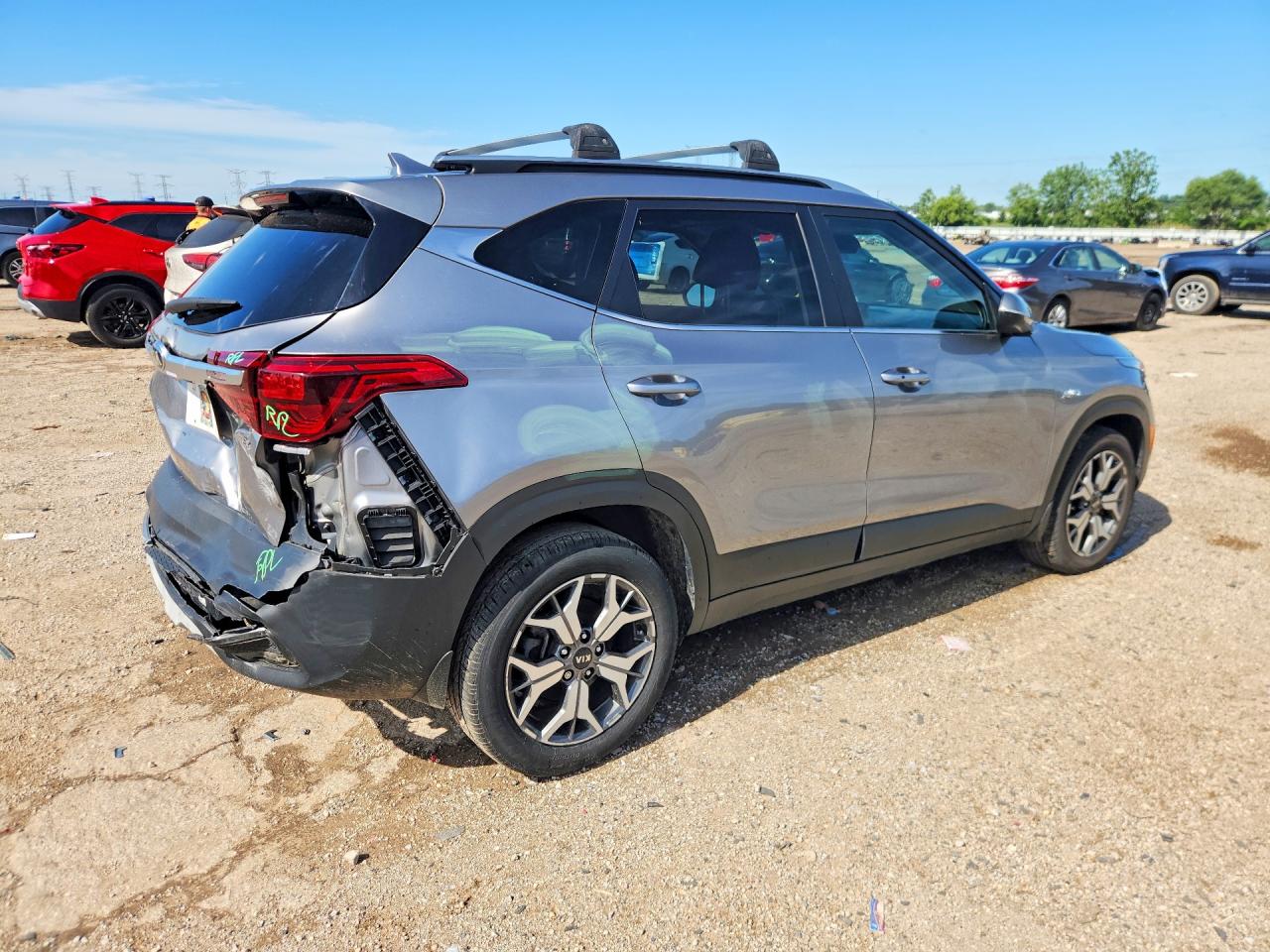 2021 KIA SELTOS EX