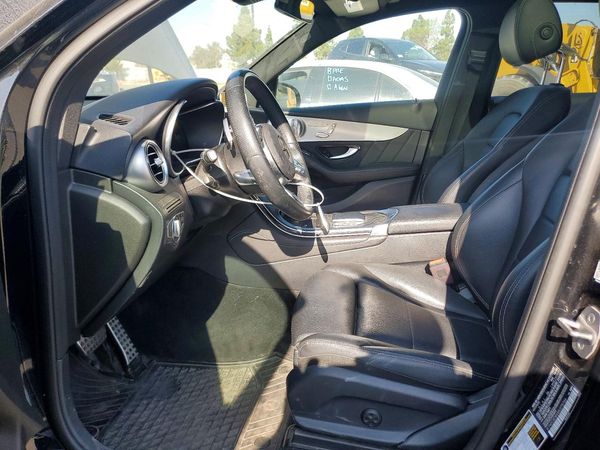 2021 MERCEDES-BENZ GLC GLC300
