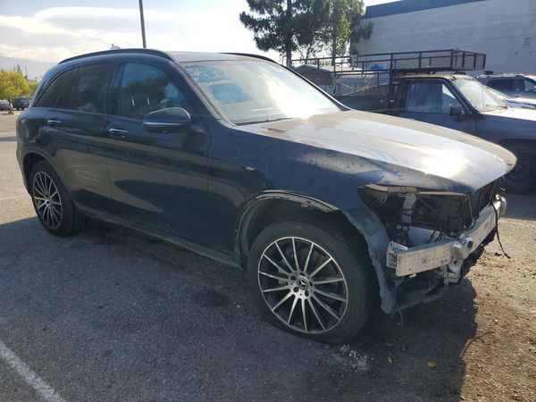 2021 MERCEDES-BENZ GLC GLC300