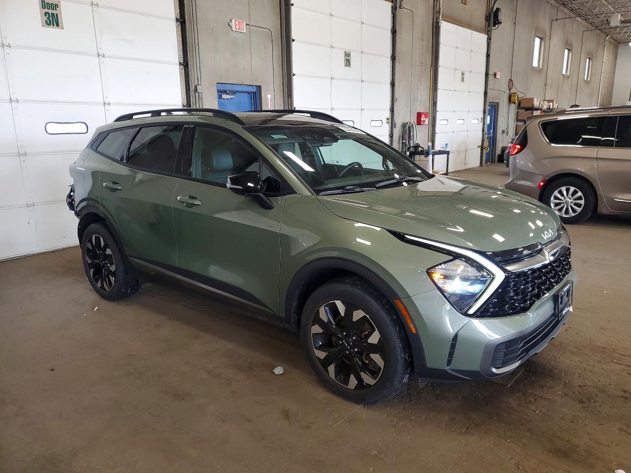 2023 KIA SPORTAGE X-LINE