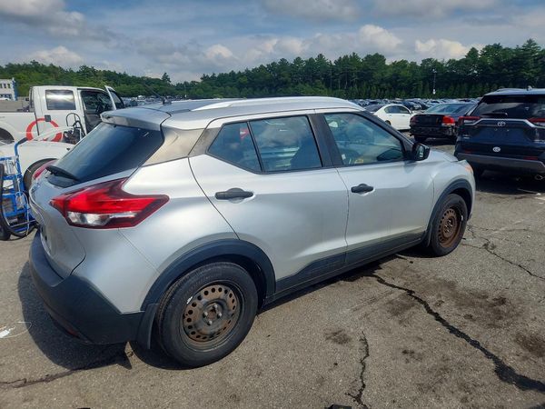 2018 NISSAN KICKS