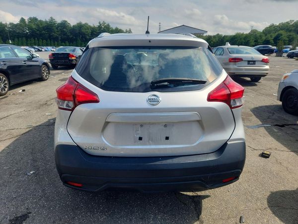 2018 NISSAN KICKS