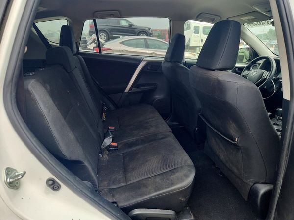 2017 TOYOTA RAV4 LE