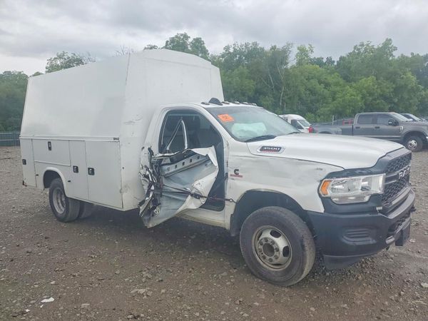 2020 RAM 3500 REG CAB CHASSIS