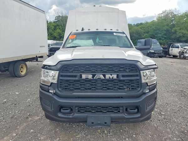 2020 RAM 3500 REG CAB CHASSIS