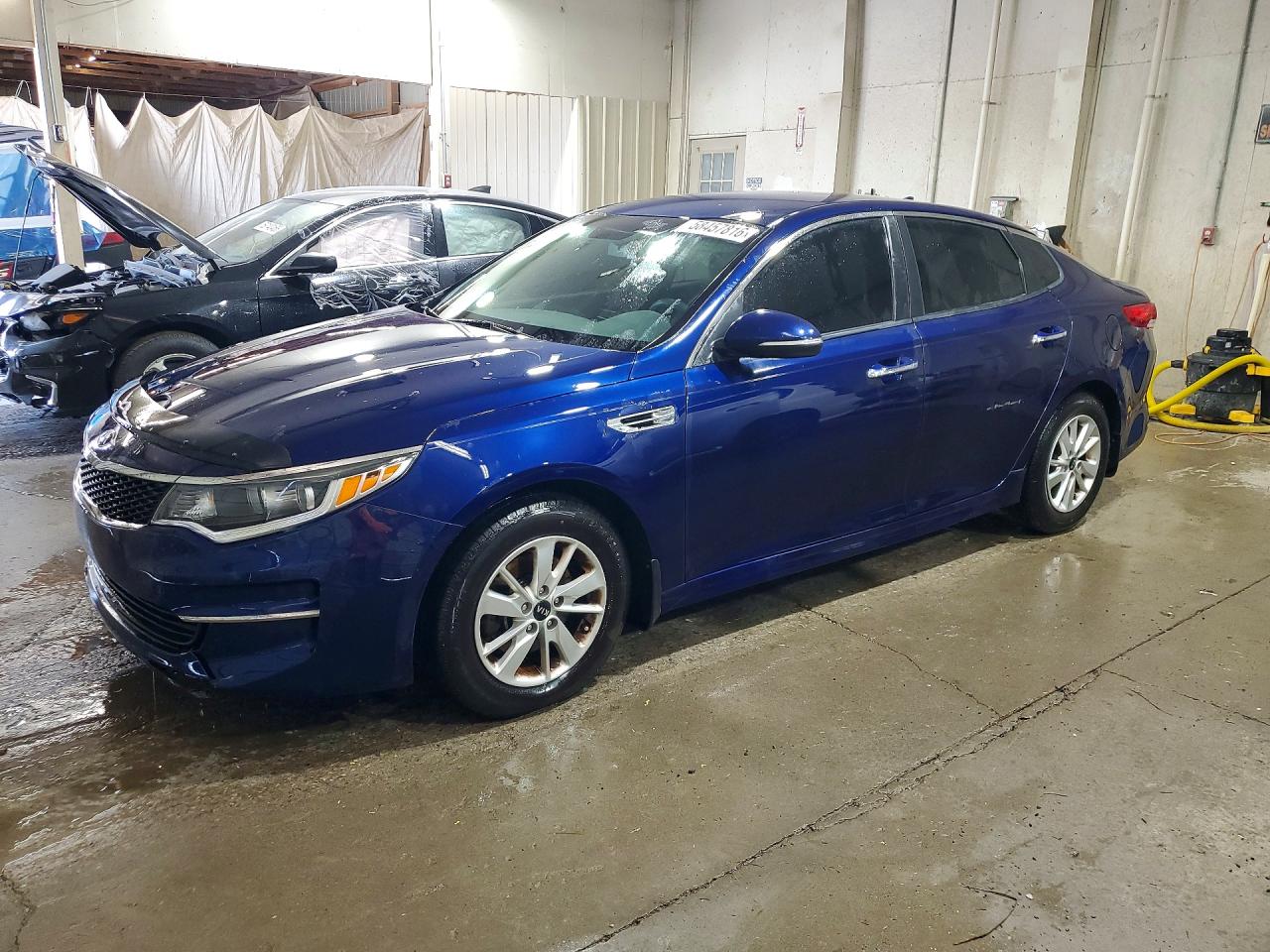 2016 KIA OPTIMA GL