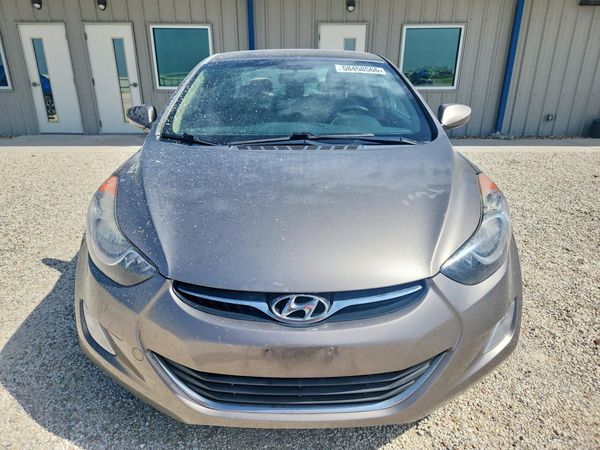2013 HYUNDAI ELANTRA