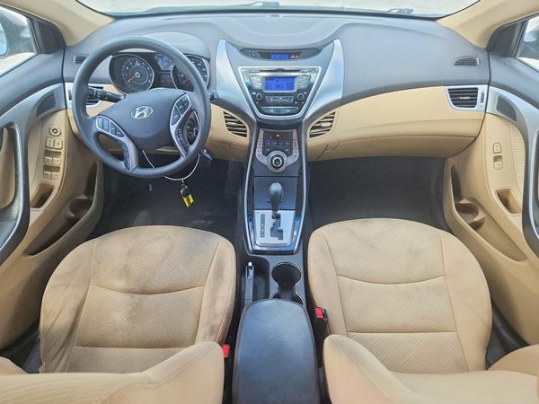 2013 HYUNDAI ELANTRA