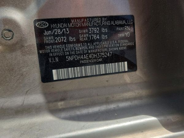 2013 HYUNDAI ELANTRA