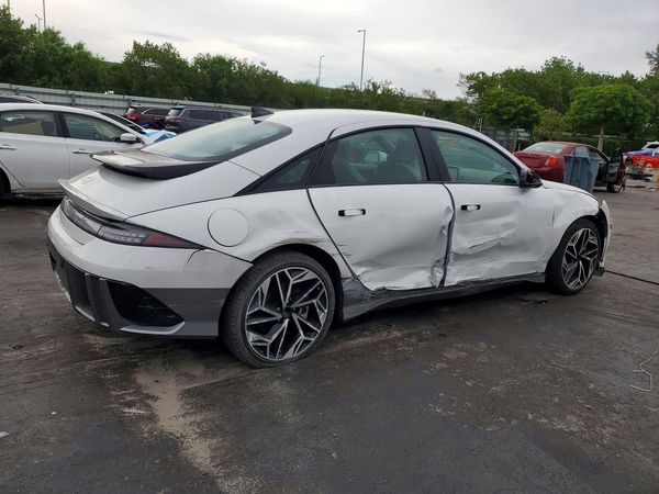 2025 HYUNDAI IONIQ 6