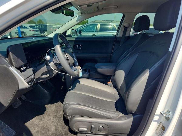 2025 HYUNDAI IONIQ 5 SEL