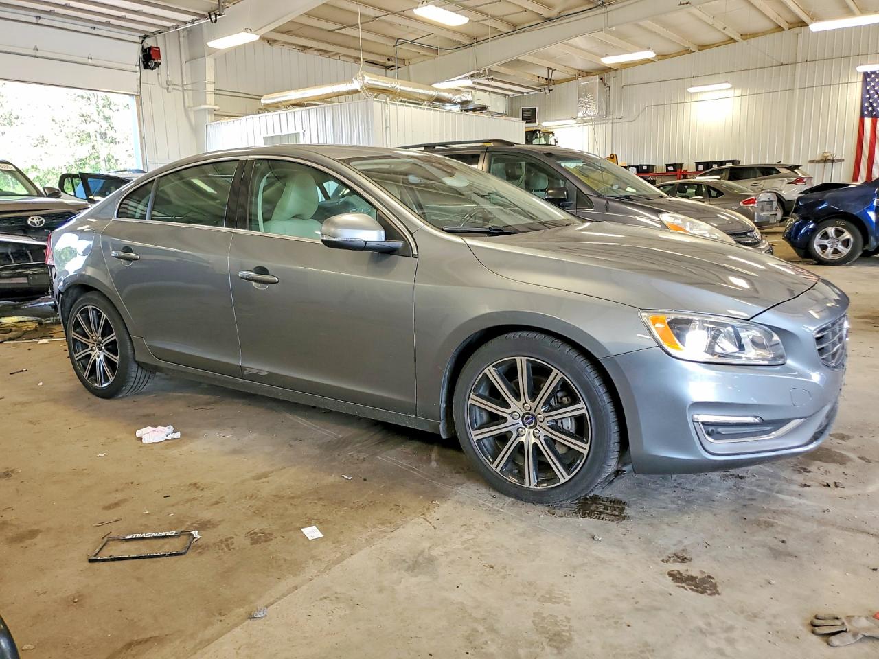 2018 VOLVO S60 Premier