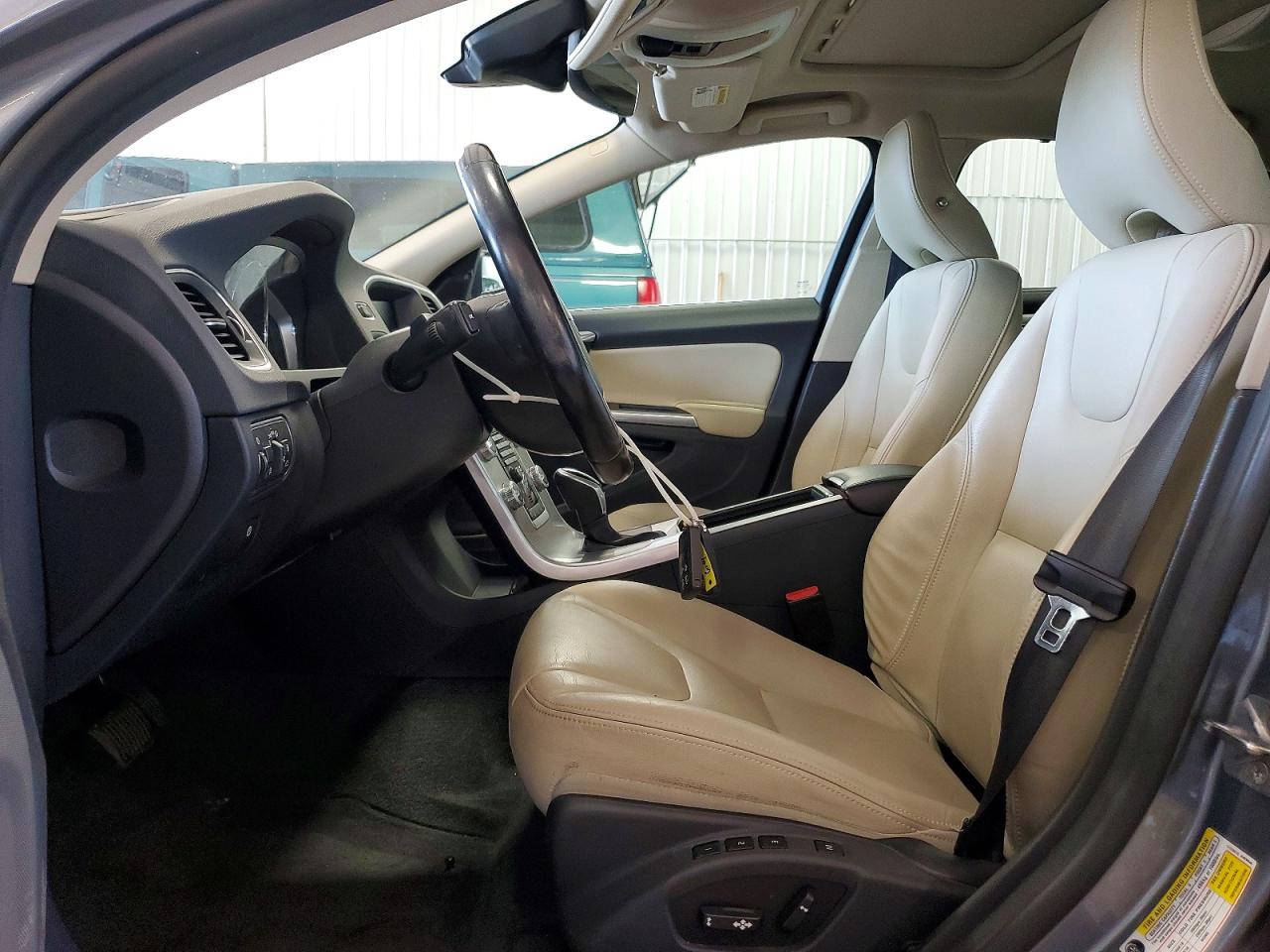 2018 VOLVO S60 Premier