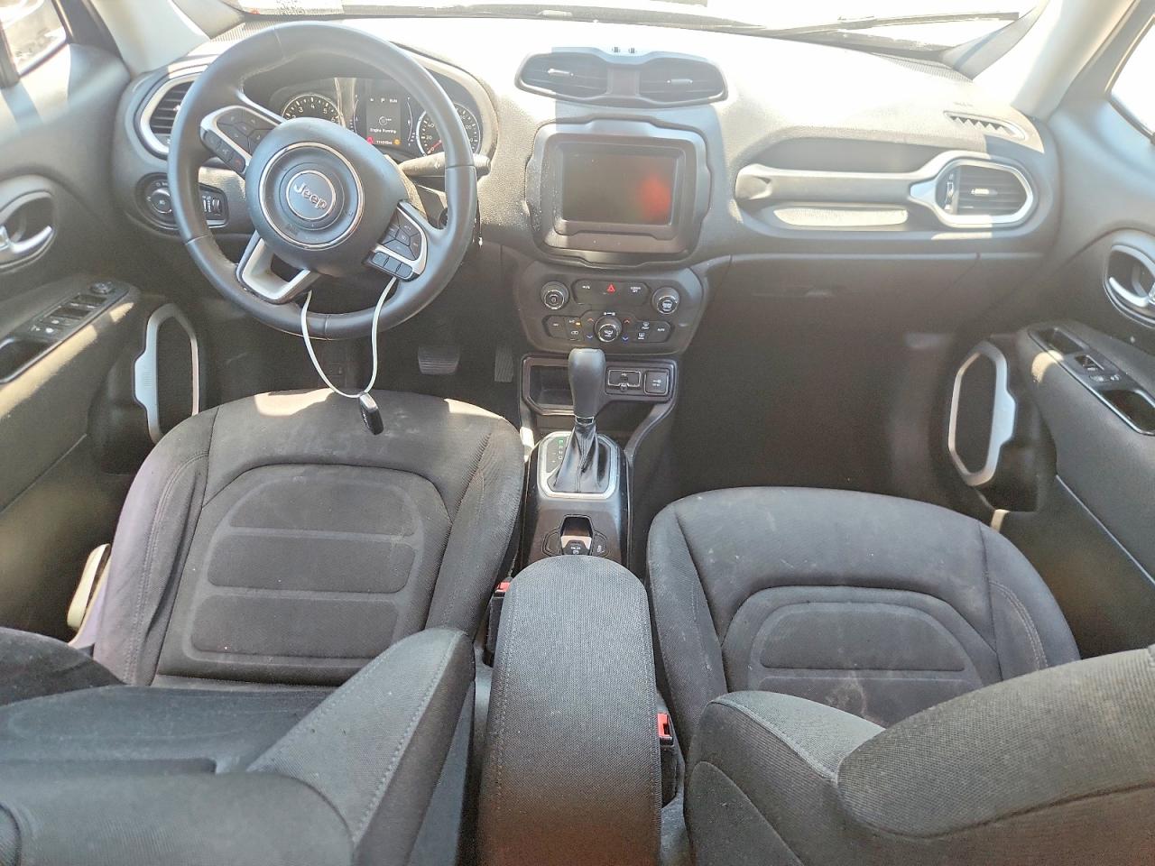 2018 JEEP RENEGADE LATITUDE 4X2