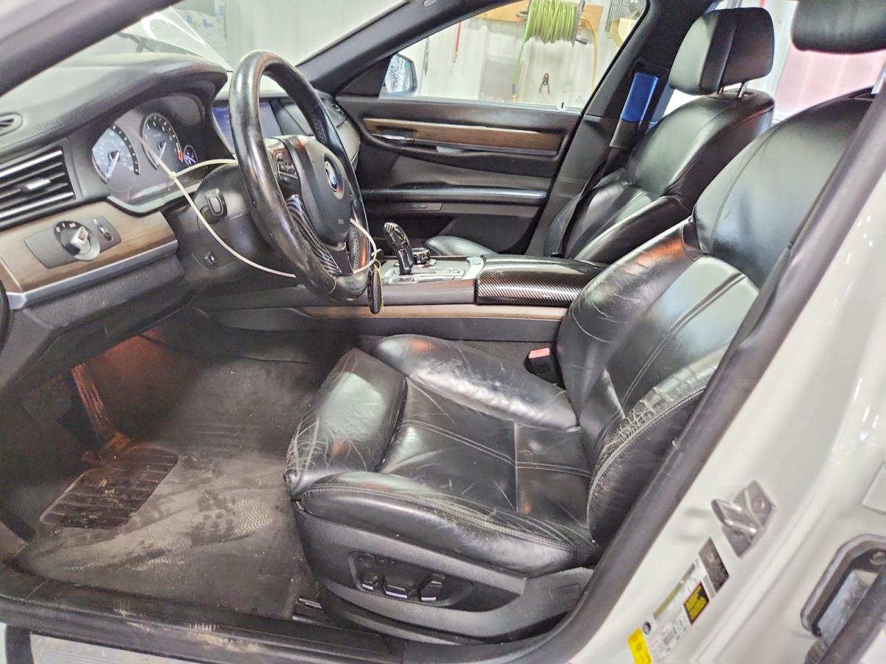 2012 BMW 740