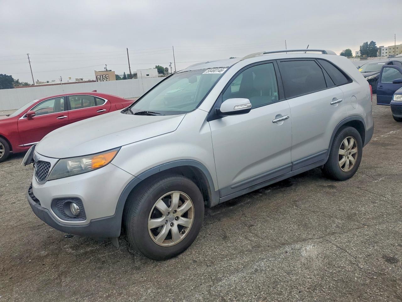 2013 KIA SORENTO Base / LX