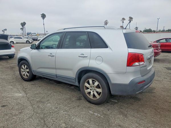 2013 KIA SORENTO Base / LX