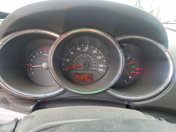 2013 KIA SORENTO Base / LX