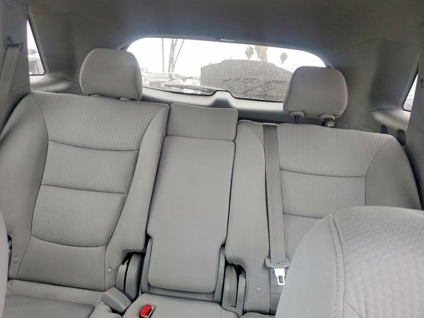 2013 KIA SORENTO Base / LX