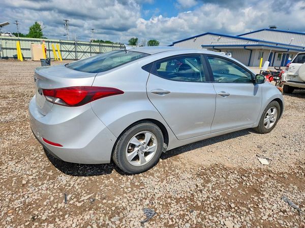 2015 HYUNDAI ELANTRA GLS(Middle)