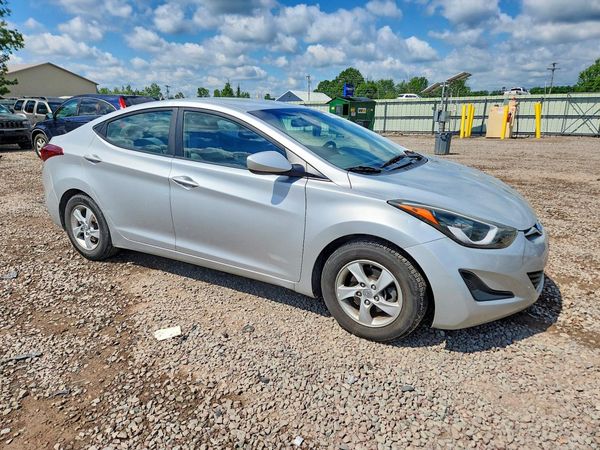 2015 HYUNDAI ELANTRA GLS(Middle)