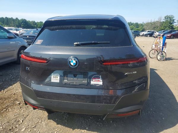 2024 BMW IX