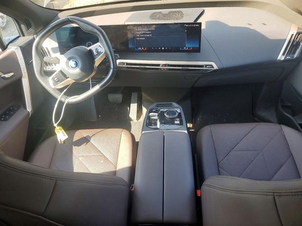 2024 BMW IX