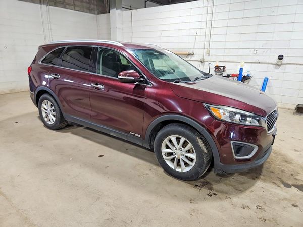 2016 KIA SORENTO L / LX