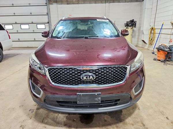 2016 KIA SORENTO L / LX