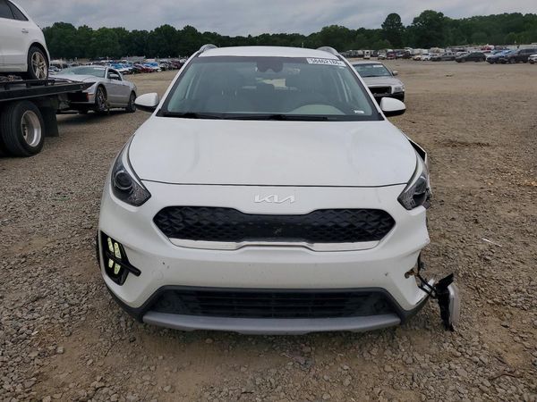 2022 KIA NIRO
