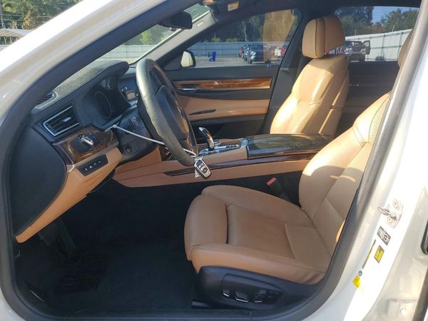 2015 BMW 740