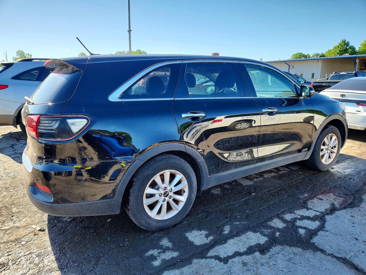 2019 KIA SORENTO L, LX, S
