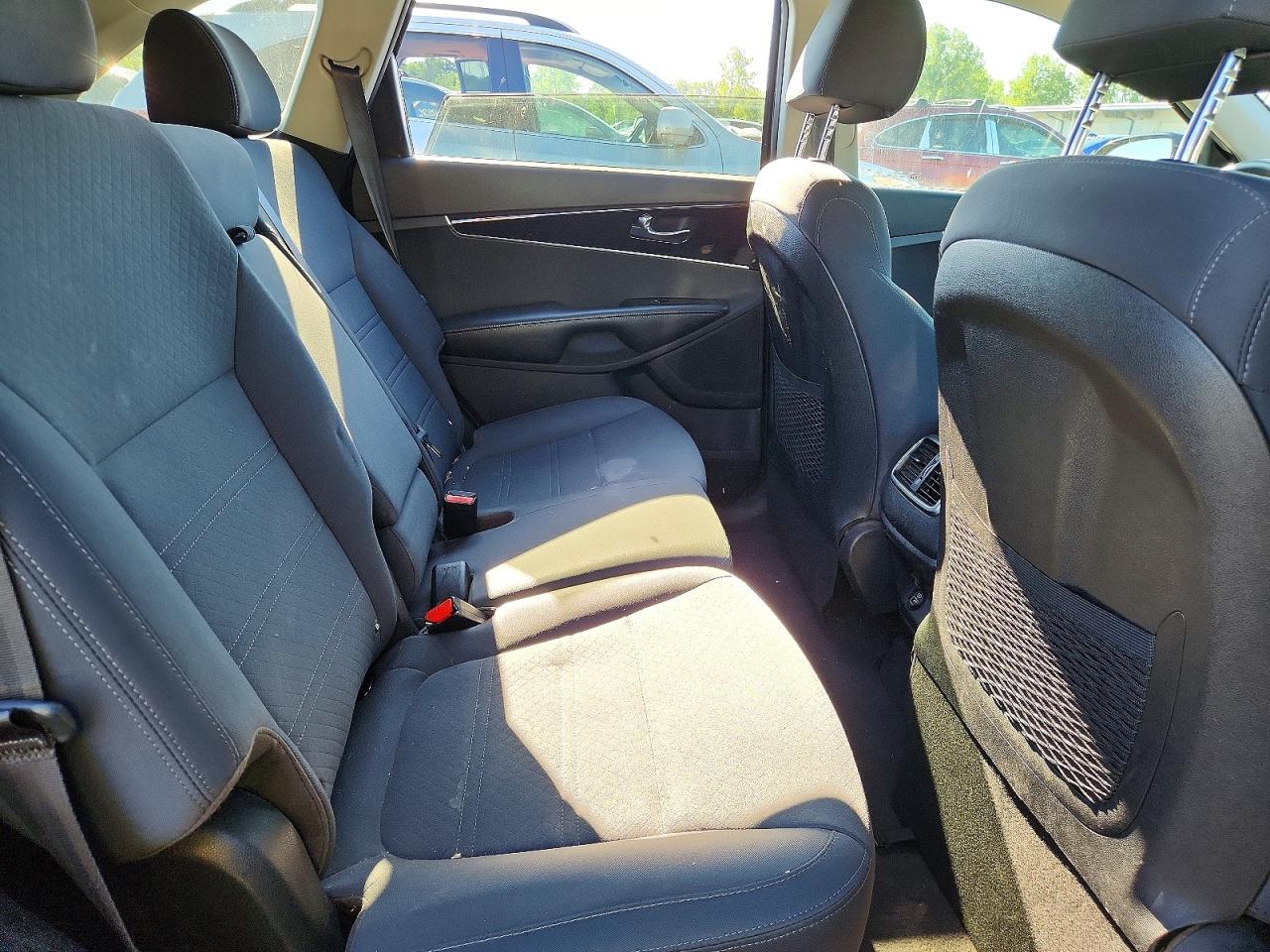 2019 KIA SORENTO L, LX, S