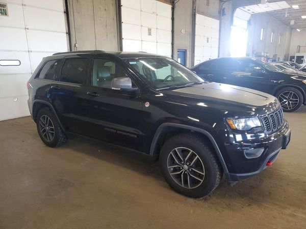 2017 JEEP GRAND CHEROKEE Trailhawk