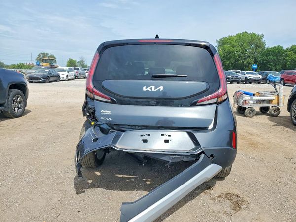 2024 KIA SOUL LX, S