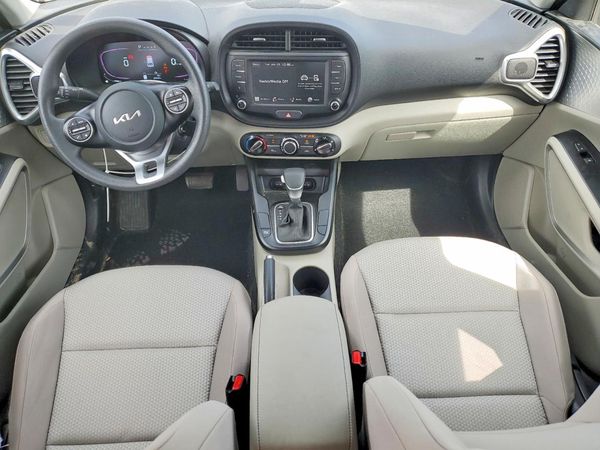 2024 KIA SOUL LX, S